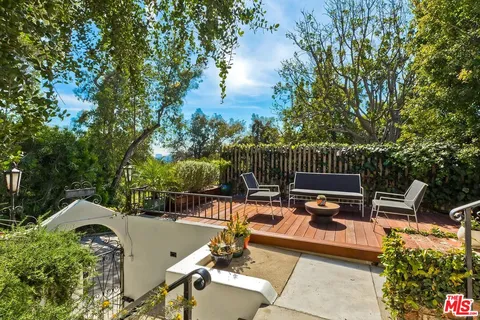 $2,399,000 | 1815 Park Drive, Los Angeles, CA 90026