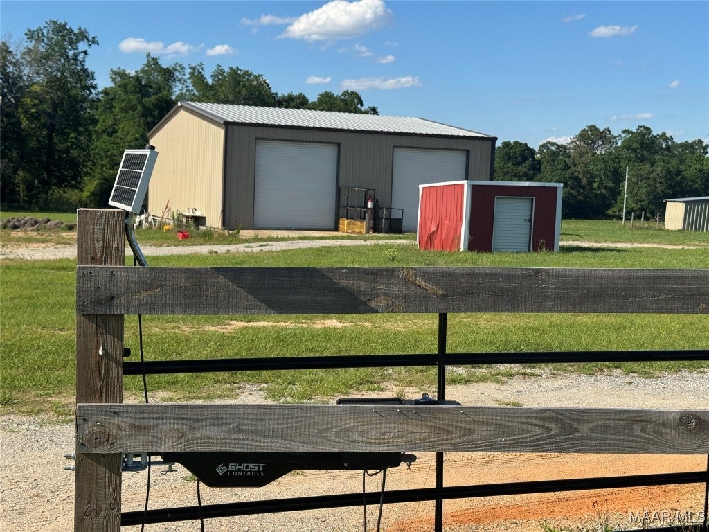 912 Hadden Road Dothan, AL 36301 - Photo 2 of 23 Gallery Image 2
