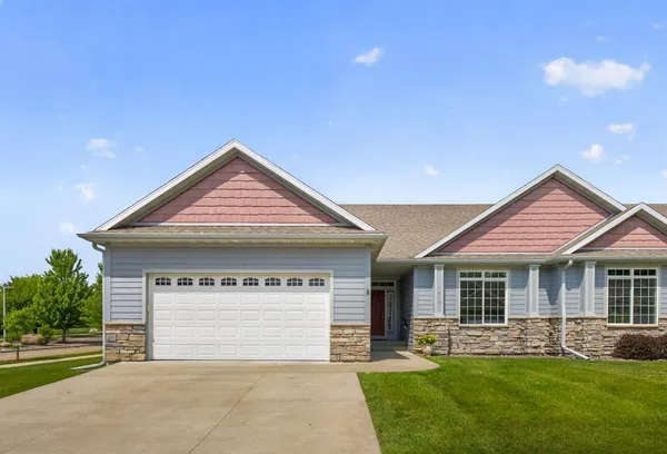 $529,500 | 1825 Alexander Road Northeast, Rochester, MN 55906