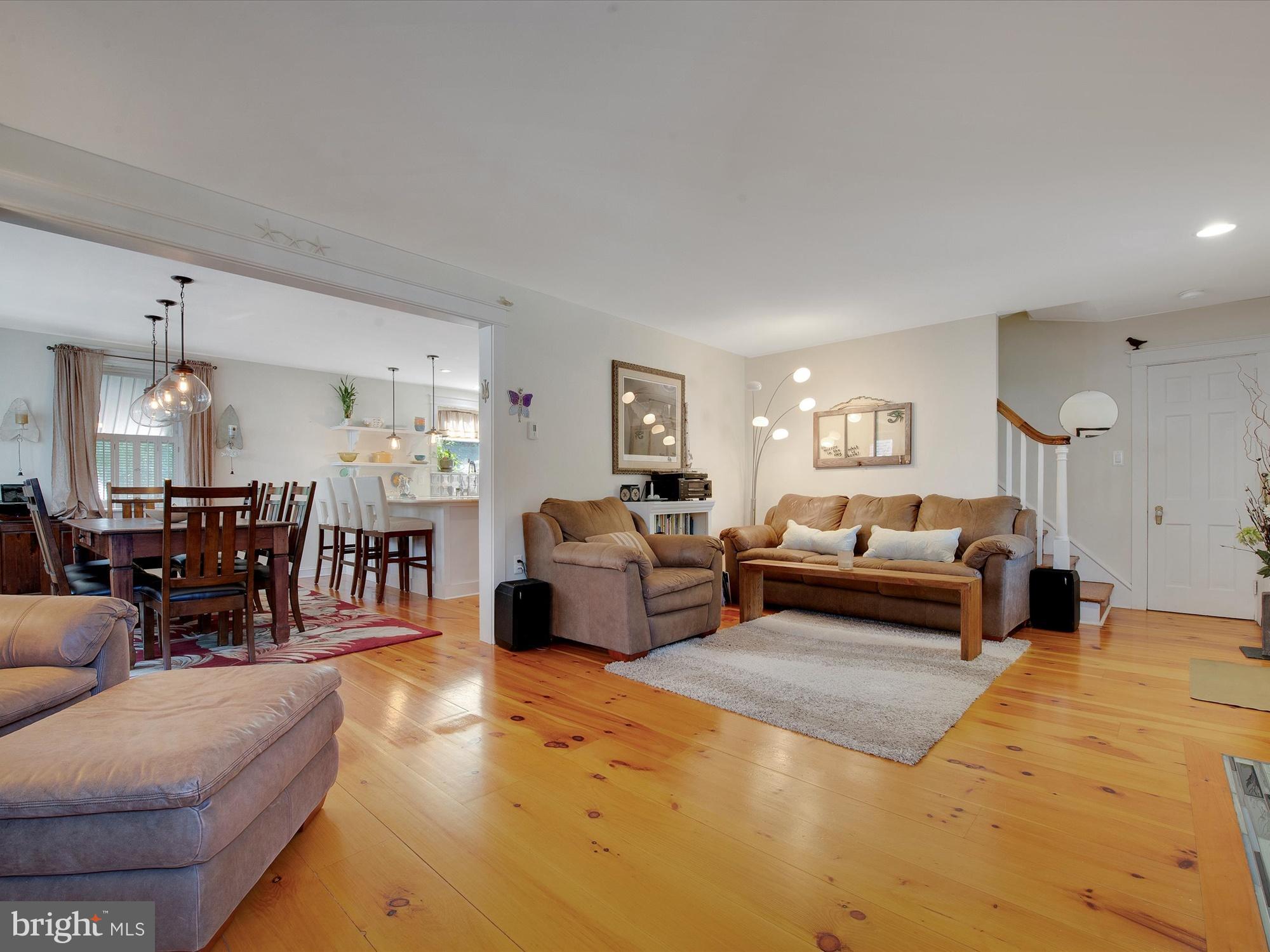332 Shaw Road Ridley Park, PA 19078 - Photo 7 of 43