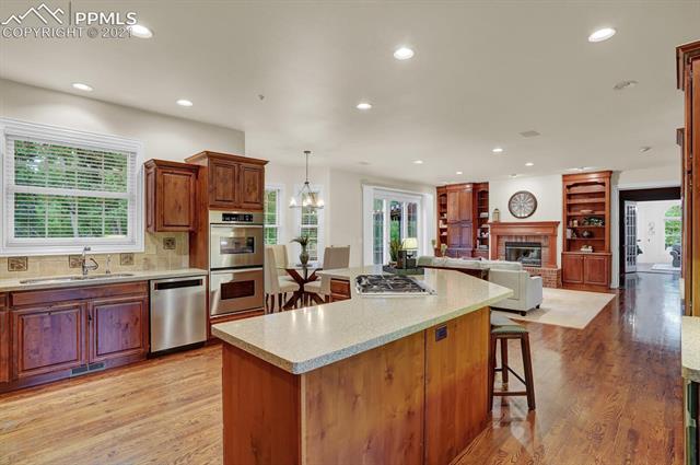 691 West Cheyenne Road Colorado Springs, CO 80906 - Photo 21 of 49