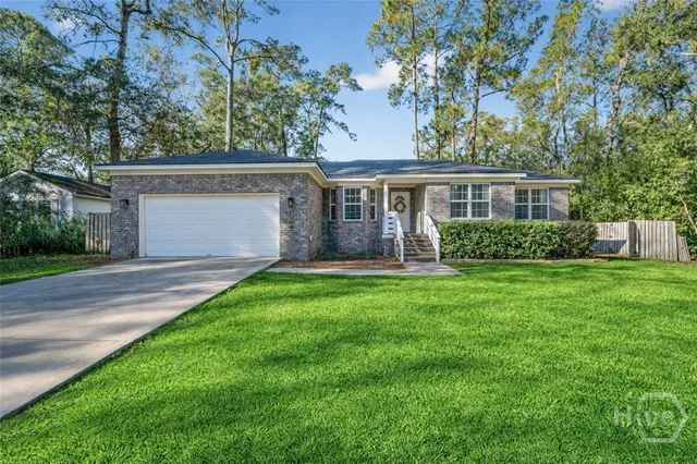 $465,000 | 1005 Charlene Drive, Savannah, GA 31410