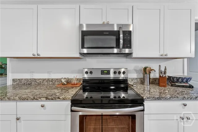 $465,000 | 1005 Charlene Drive, Savannah, GA 31410