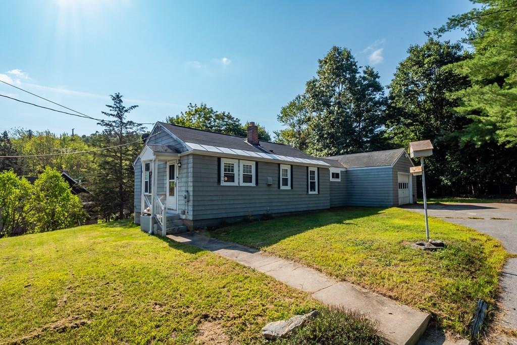 8 Catacunemaug Road Shirley, MA 01464 - Photo 4 of 30 Gallery Image 4