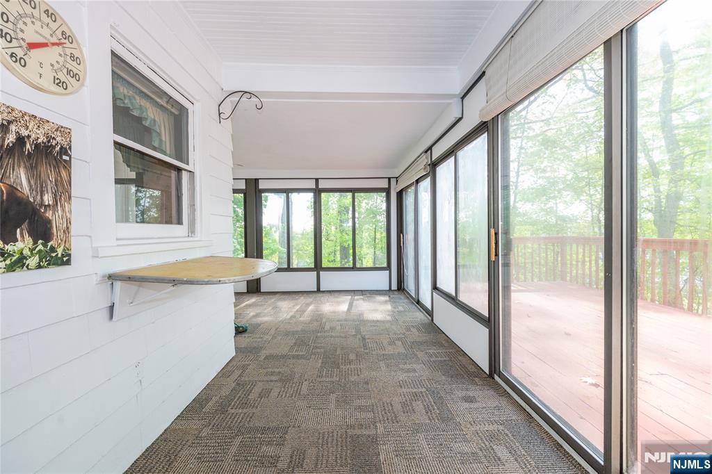 27 Glen Road West Orange, NJ 07052 - Photo 11 of 25