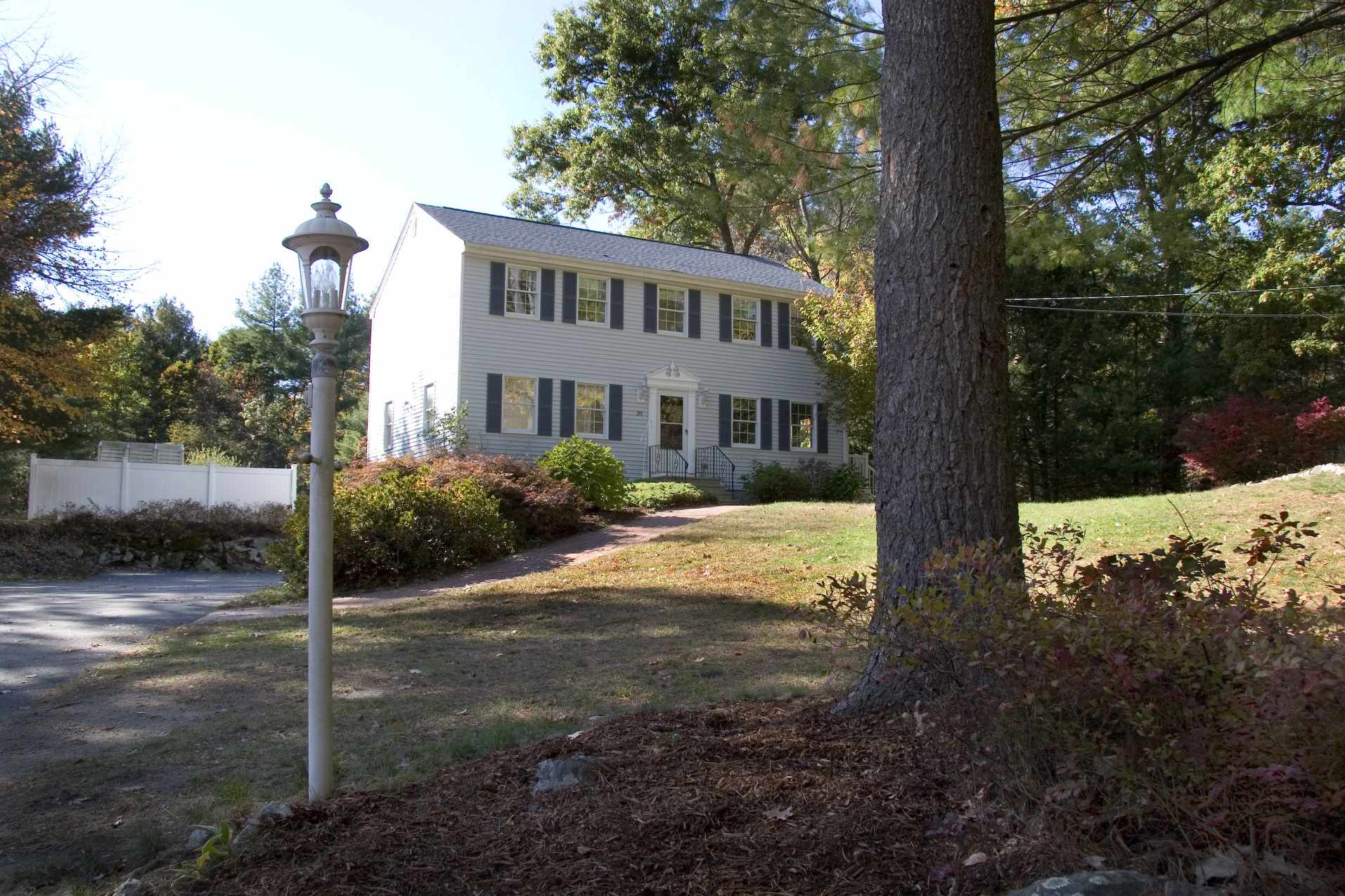 293 High Range Road Londonderry, NH 03053 - Photo 1 of 38 Gallery Image 1