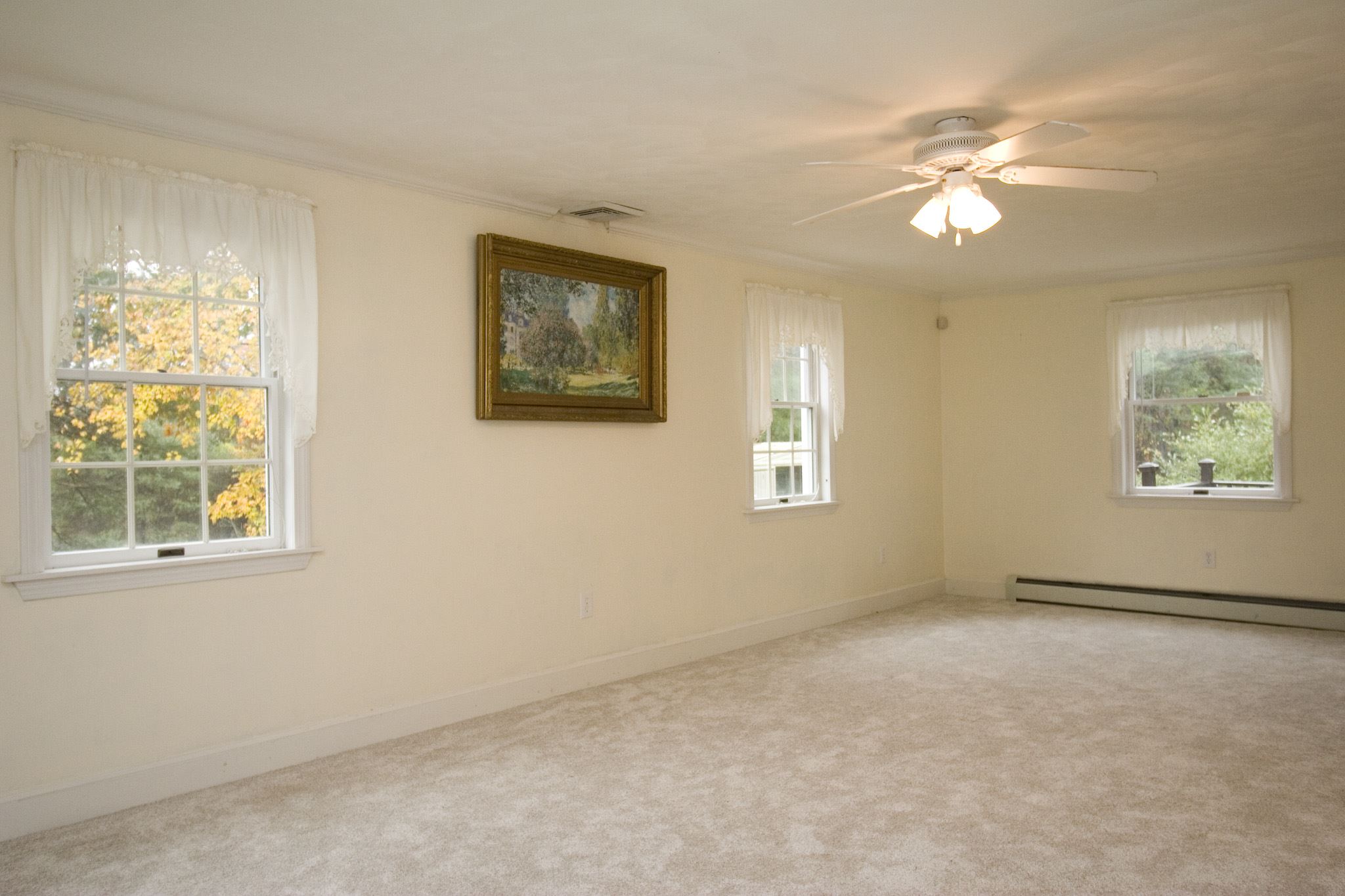 293 High Range Road Londonderry, NH 03053 - Photo 11 of 38 Gallery Image 11