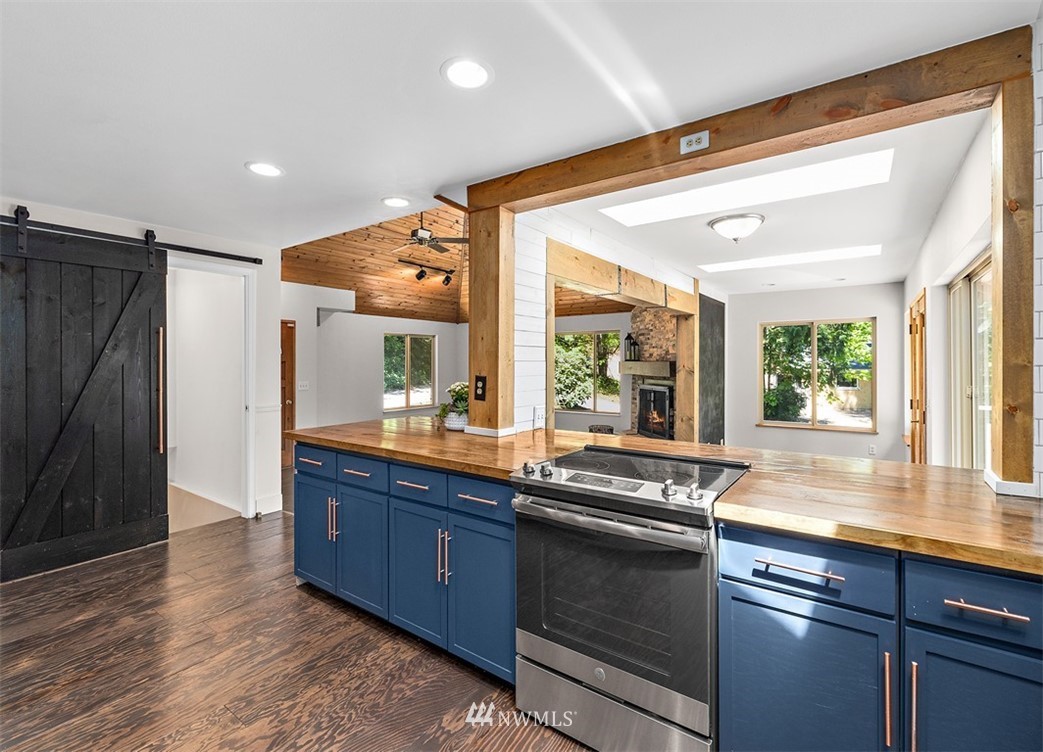 8081 Phillips Road Southeast Port Orchard, WA 98367 - Photo 16 of 28 Gallery Image 16