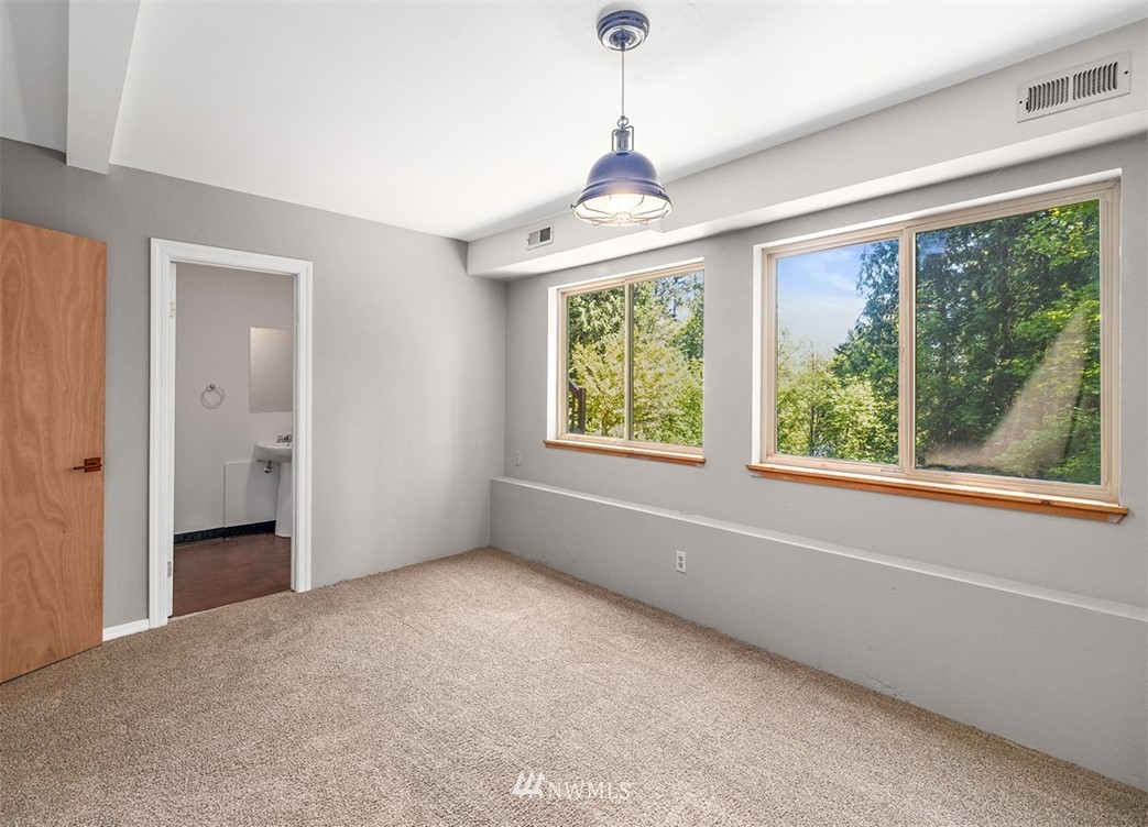8081 Phillips Road Southeast Port Orchard, WA 98367 - Photo 25 of 28 Gallery Image 25