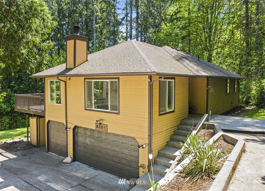 8081 Phillips Road Southeast Port Orchard, WA 98367 - Photo 4 of 28 Gallery Image 4