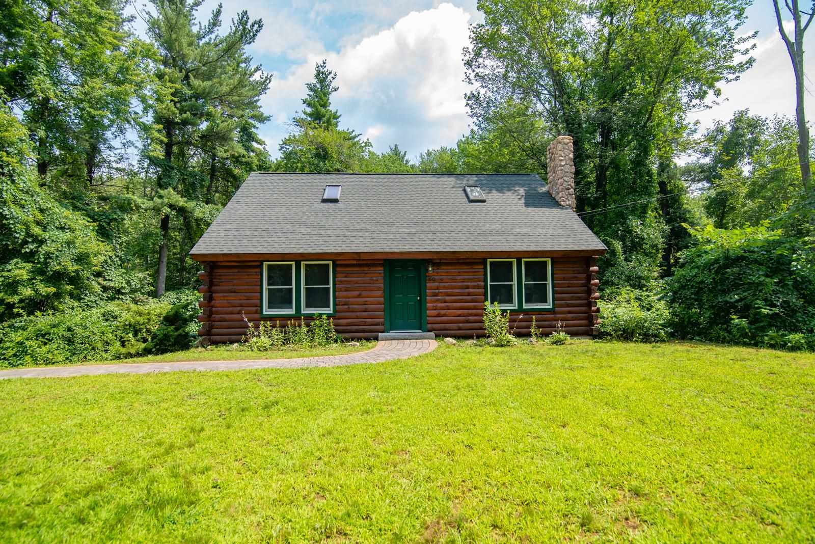 50 Island Pond Road Derry, NH 03038 - Photo 2 of 27