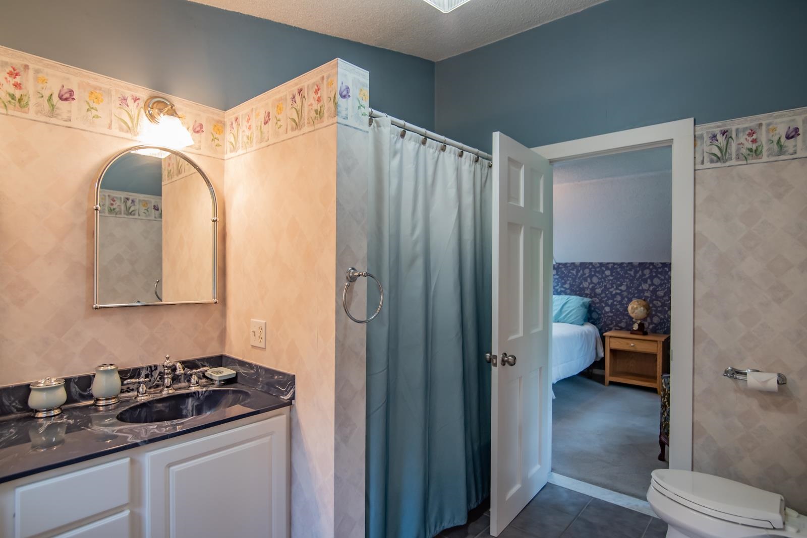 50 Island Pond Road Derry, NH 03038 - Photo 17 of 27