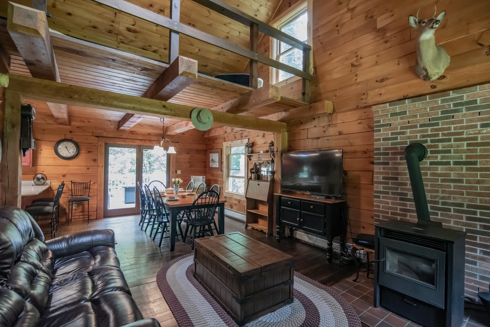 50 Island Pond Road Derry, NH 03038 - Photo 3 of 27