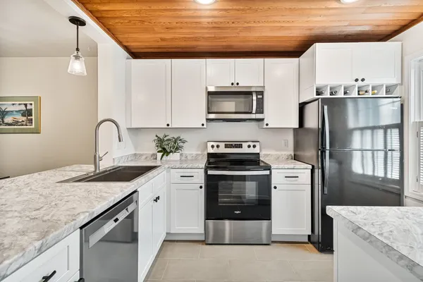 $390,000 | 65 Pine Ledge Court, Burlington, VT 05401