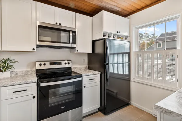 $390,000 | 65 Pine Ledge Court, Burlington, VT 05401