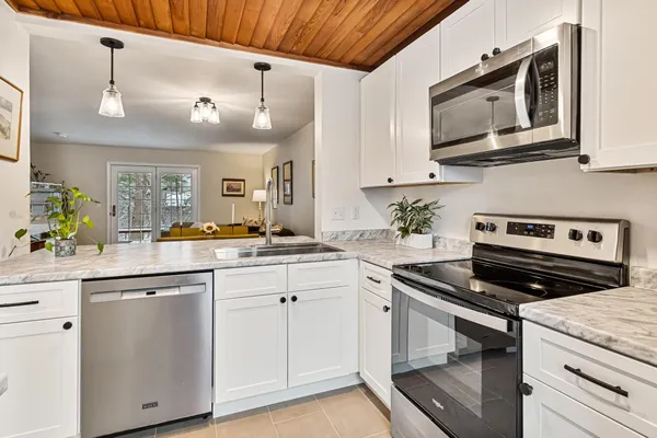 $390,000 | 65 Pine Ledge Court, Burlington, VT 05401