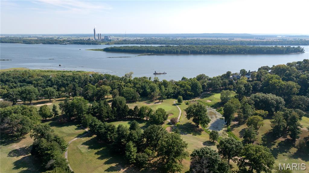 26641 Lockhaven Hill Godfrey, IL 62035 - Photo 3 of 40