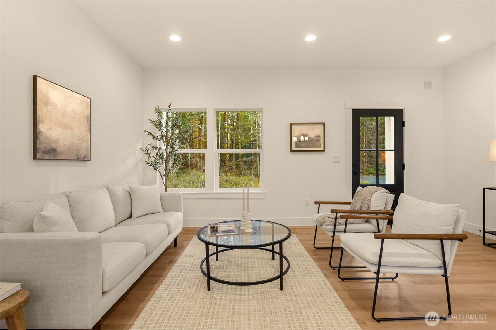 3000 West Martin Road Shelton, WA 98584 - Photo 7 of 38 a living room with furniture and a window
