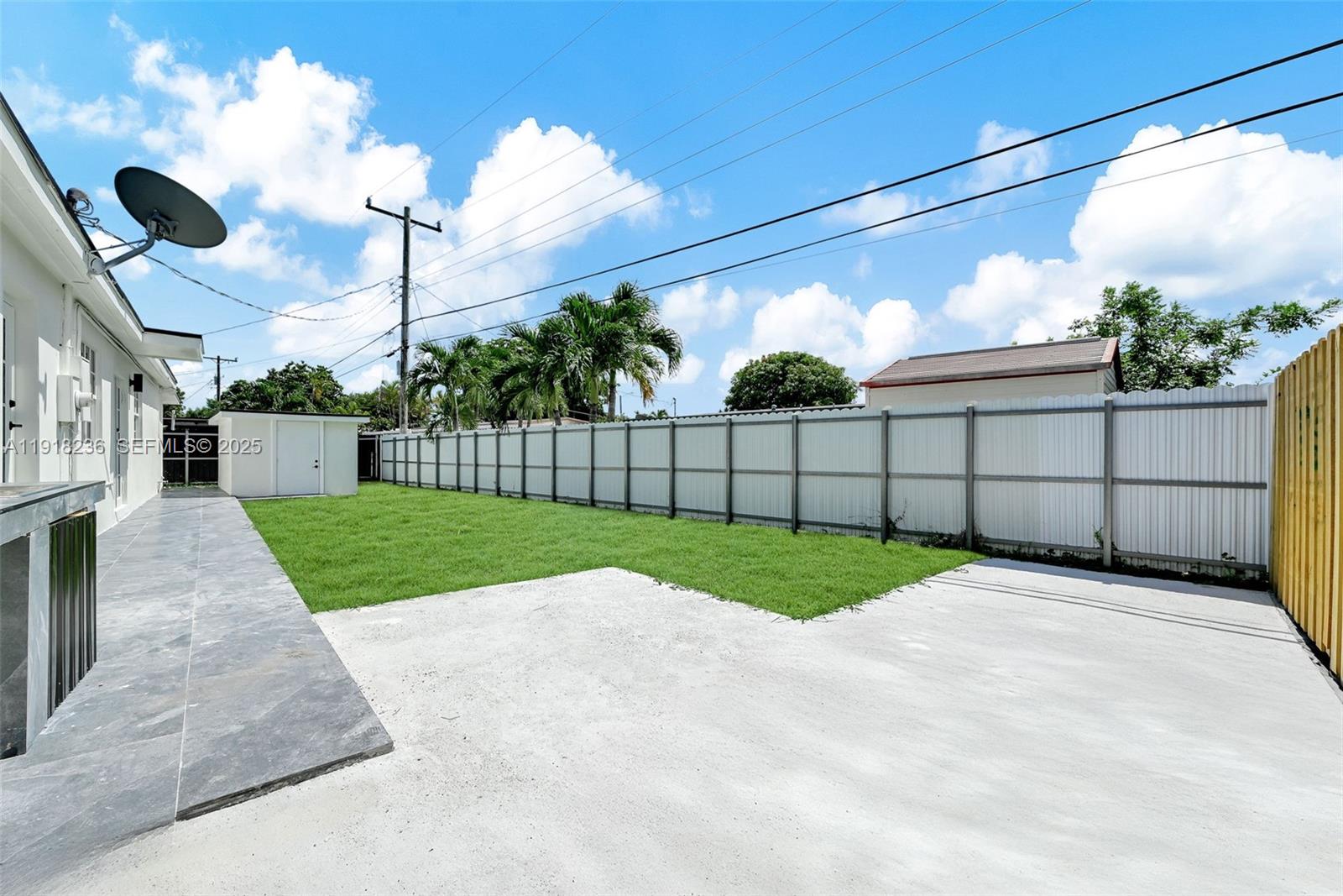 4040 Southwest 108th Avenue Miami, FL 33165 - Photo 18 of 29 a view of a backyard