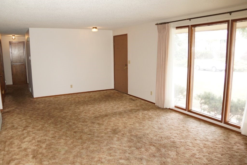 1023 South Century Road Veradale, WA 99037 - Photo 4 of 20