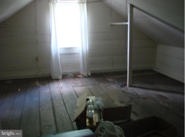 12427 Big Pool Road Clear Spring, MD 21722 - Photo 3 of 10 Interior (General)