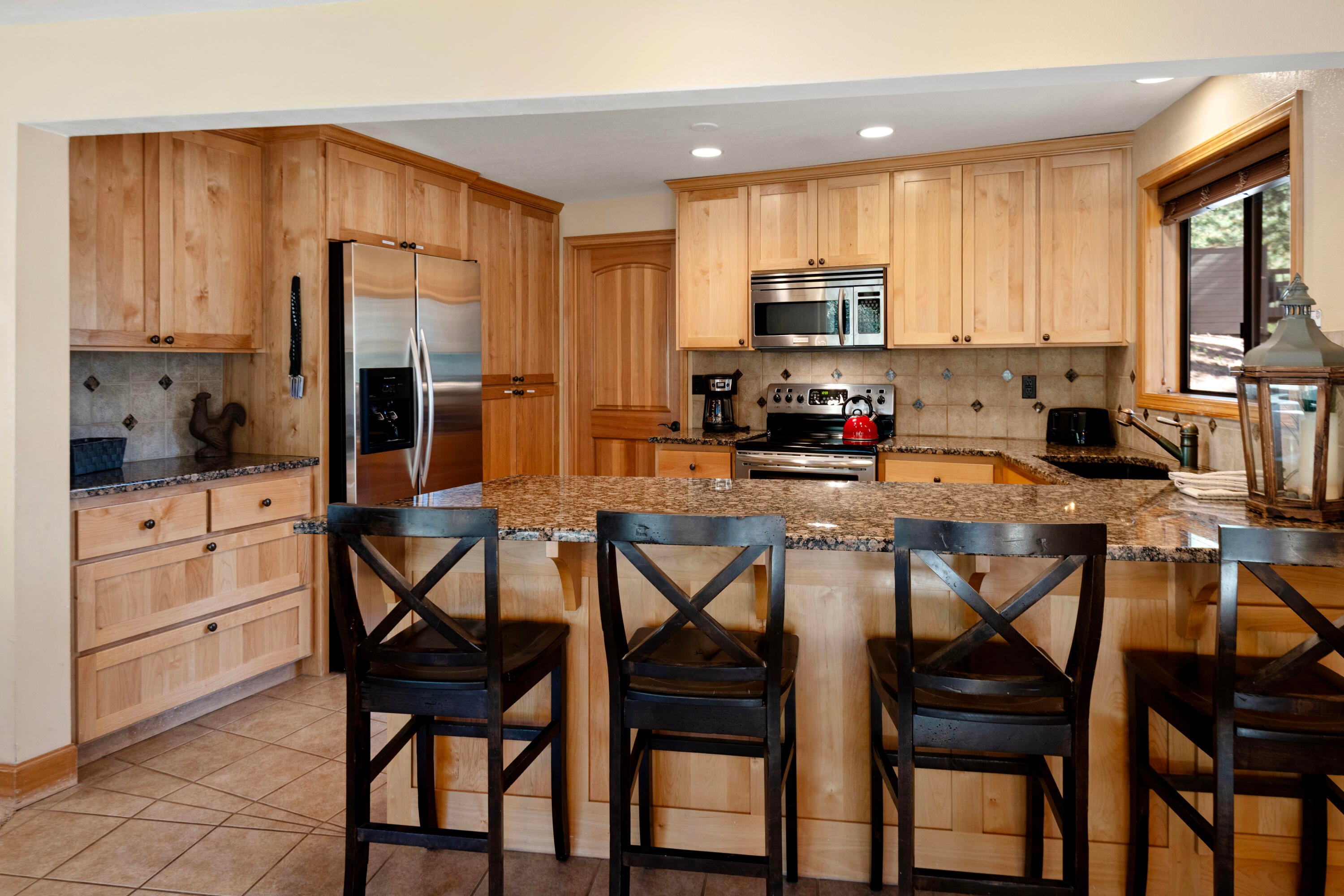 17905 Rhododendron Lane Sunriver, OR 97707 - Photo 11 of 39 15 (1)