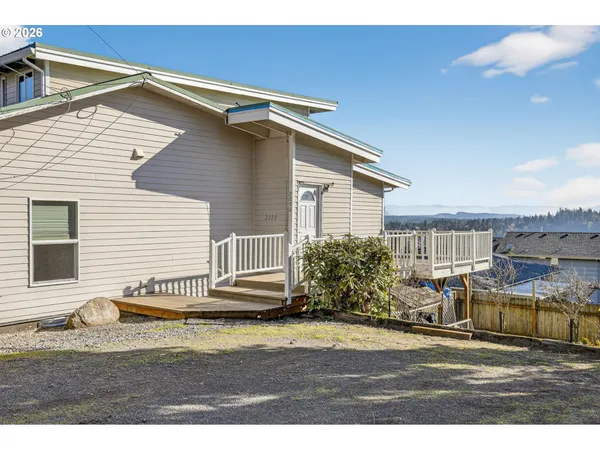 $1,000,000 | 2088 Oak Street, West Linn, OR 97068