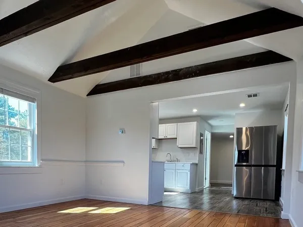 $3,500 | 292 Great Road, Unit 2, Acton, MA 01720