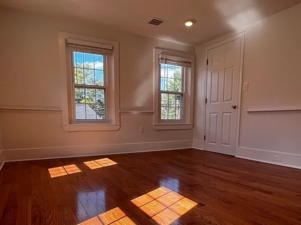 $3,500 | 292 Great Road, Unit 2, Acton, MA 01720