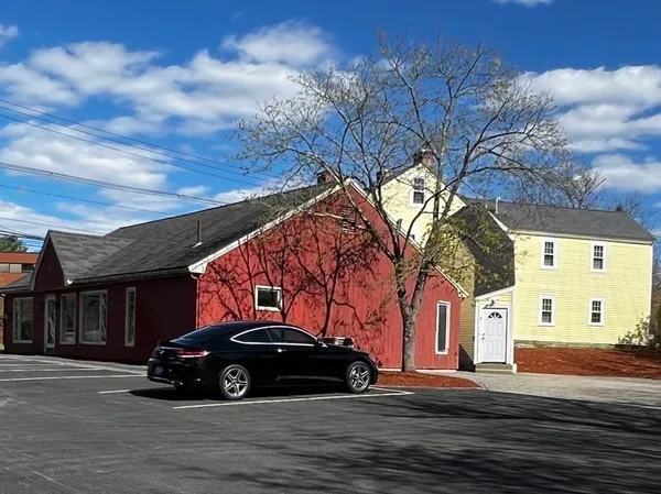 $3,500 | 292 Great Road, Unit 2, Acton, MA 01720