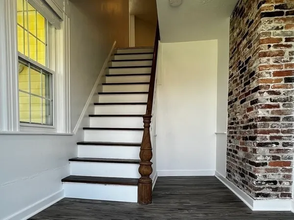 $3,500 | 292 Great Road, Unit 2, Acton, MA 01720
