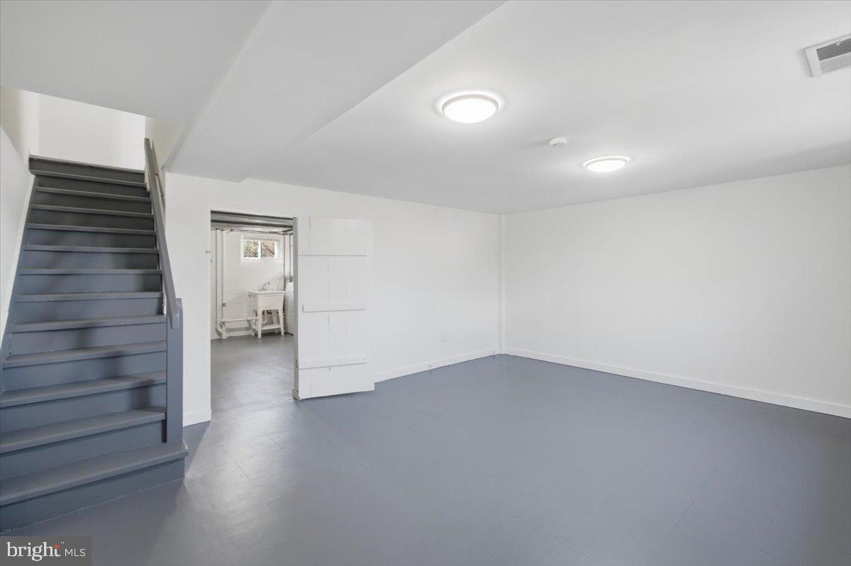 5039 8th Road South Arlington, VA 22204 - Photo 17 of 35