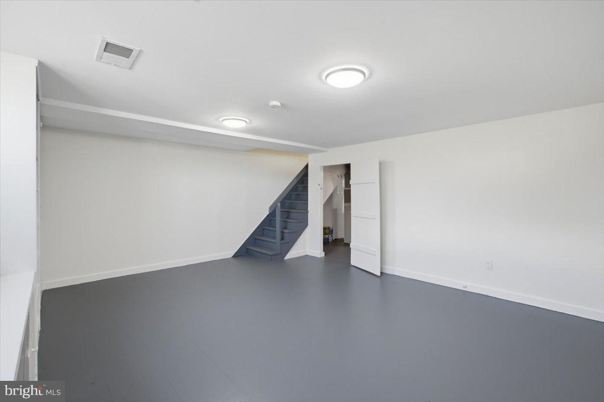 5039 8th Road South Arlington, VA 22204 - Photo 19 of 35