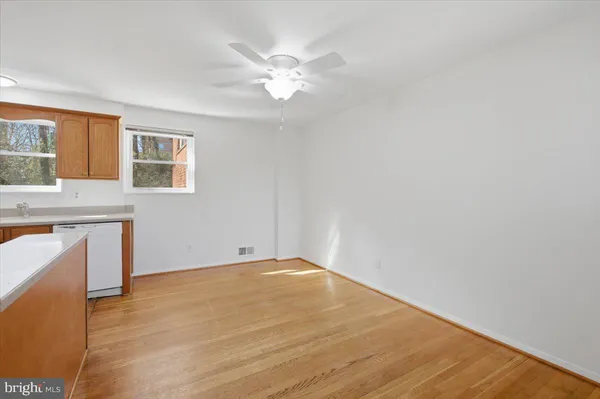 $3,200 | 5039 8th Road South, Arlington, VA 22204