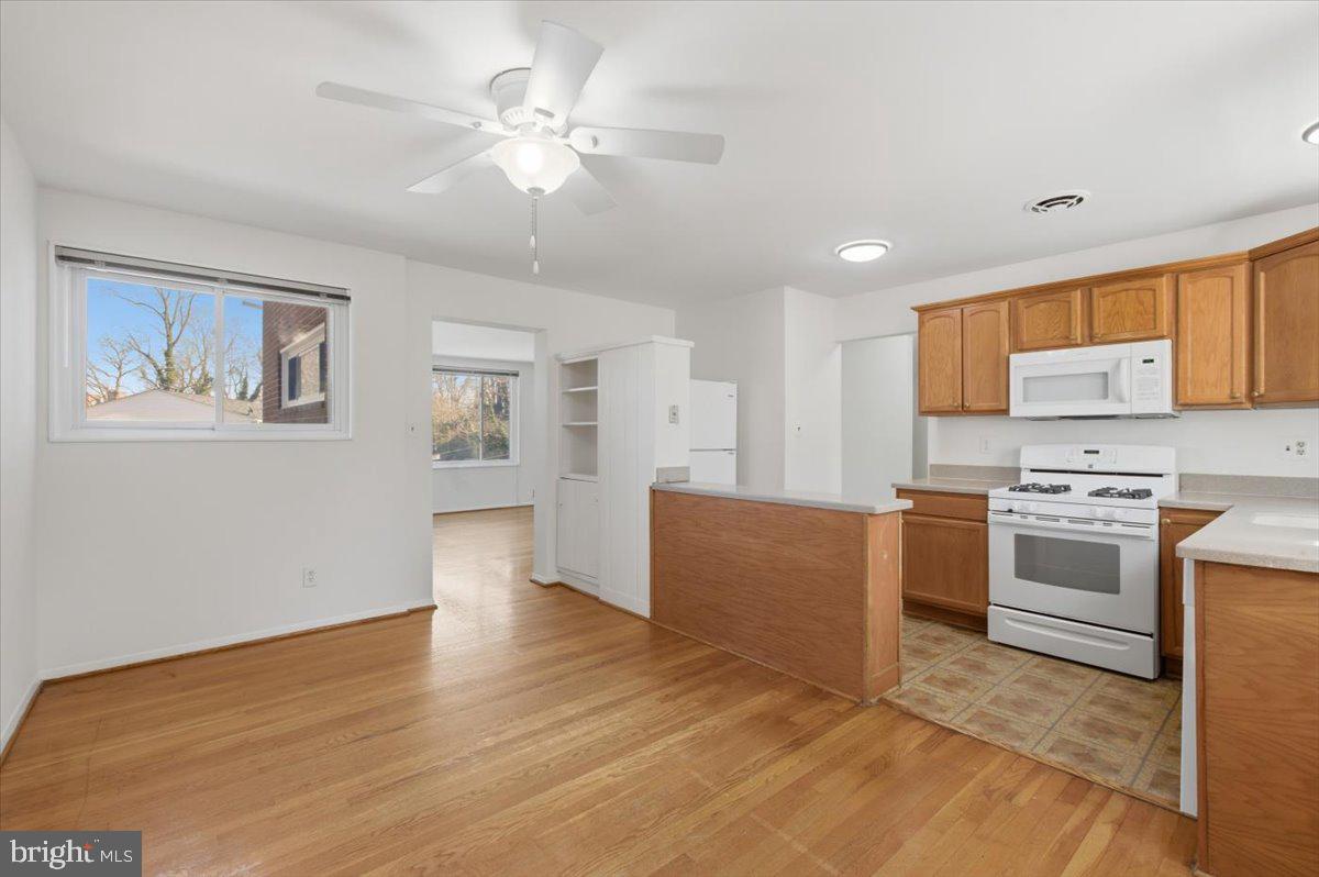 5039 8th Road South Arlington, VA 22204 - Photo 7 of 35