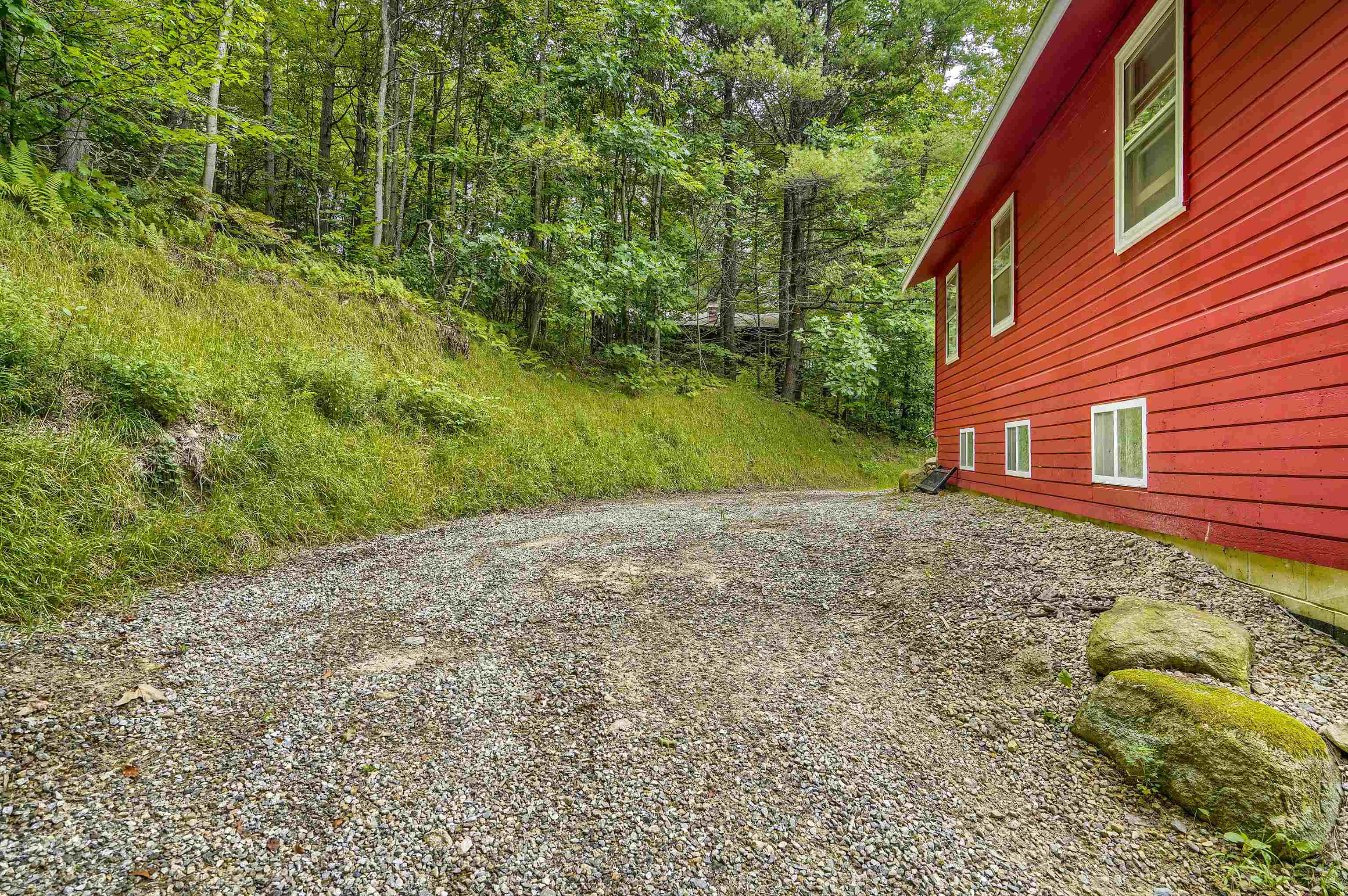 28 Monomonac Terrace Rindge, NH 03461 - Photo 3 of 29