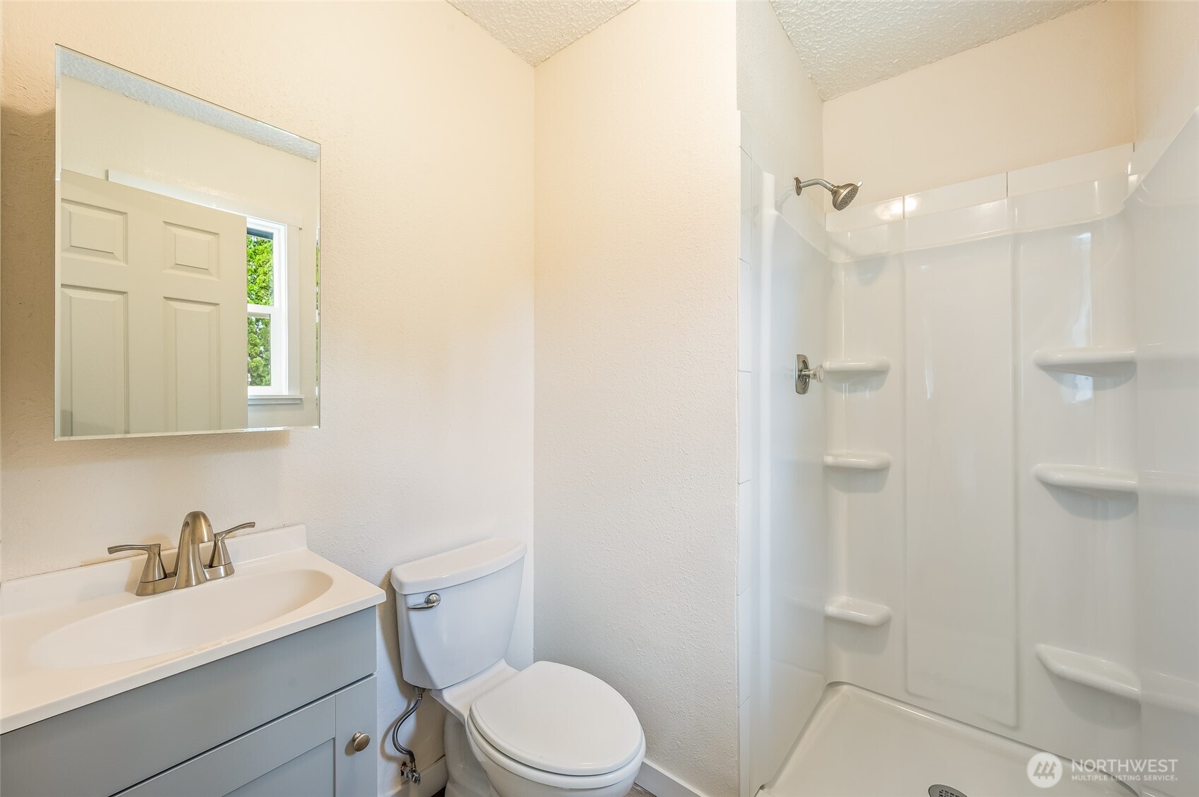 1312 Fourth Street Wenatchee, WA 98801 - Photo 25 of 34