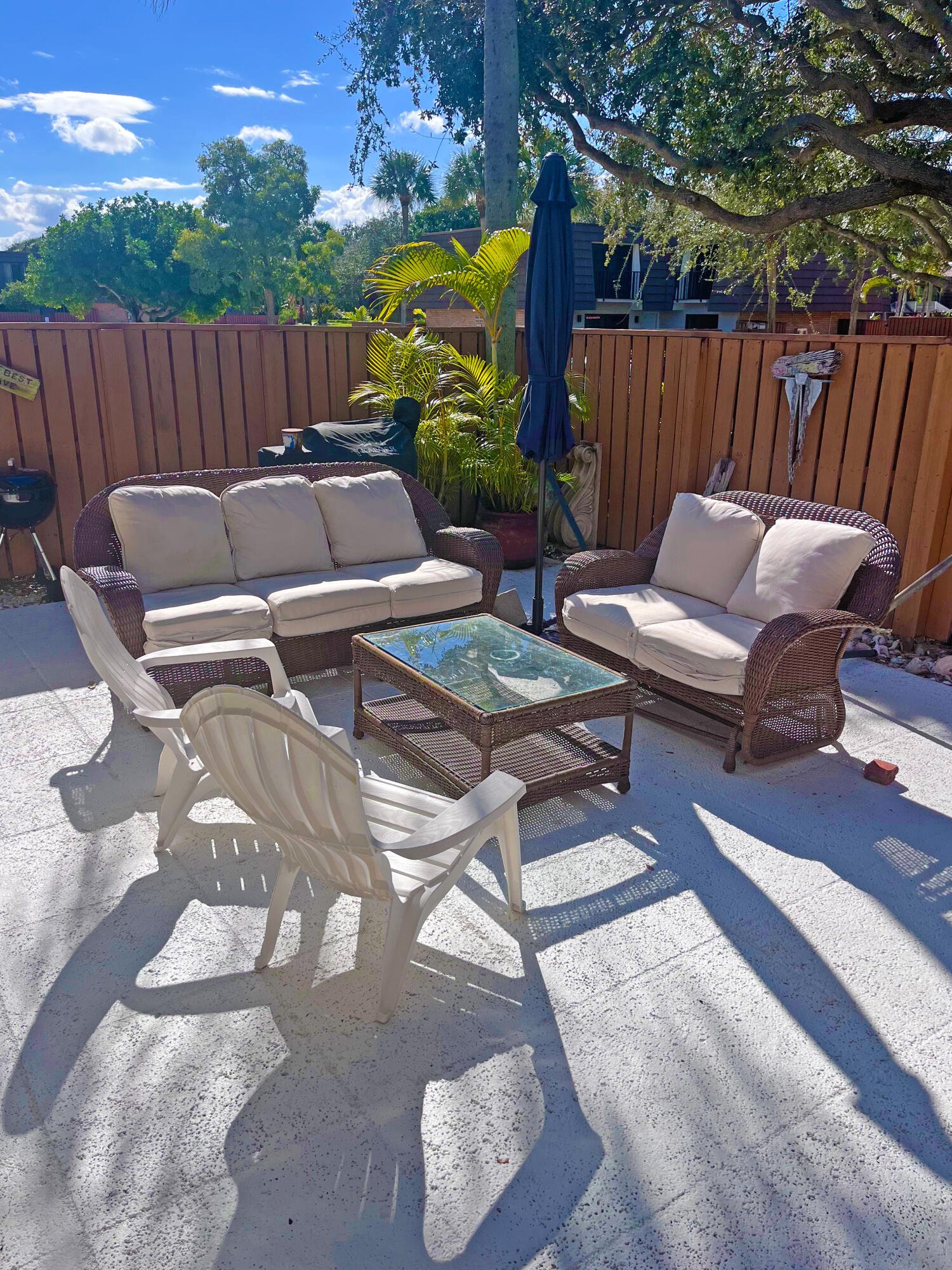 1608 16th Court Jupiter, FL 33477 - Photo 2 of 29 IMG_1579