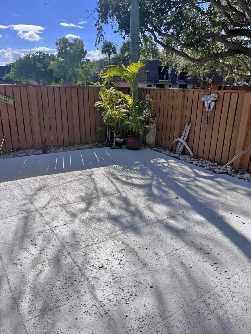 1608 16th Court Jupiter, FL 33477 - Photo 3 of 29 IMG_1580