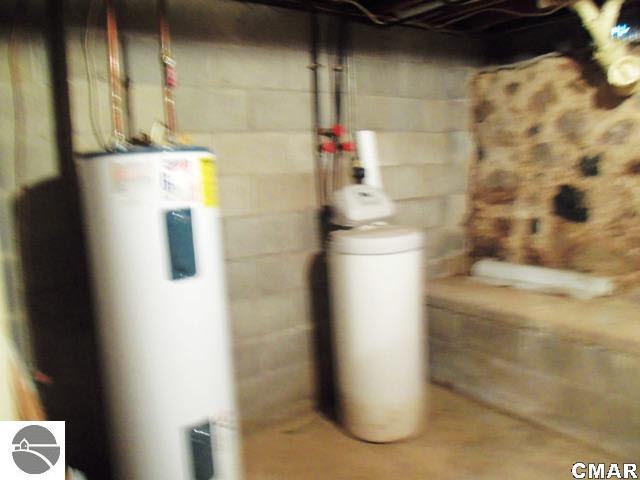 5864 South Wells Road Ithaca, MI 48847 - Photo 18 of 25 1770353-17.JPG