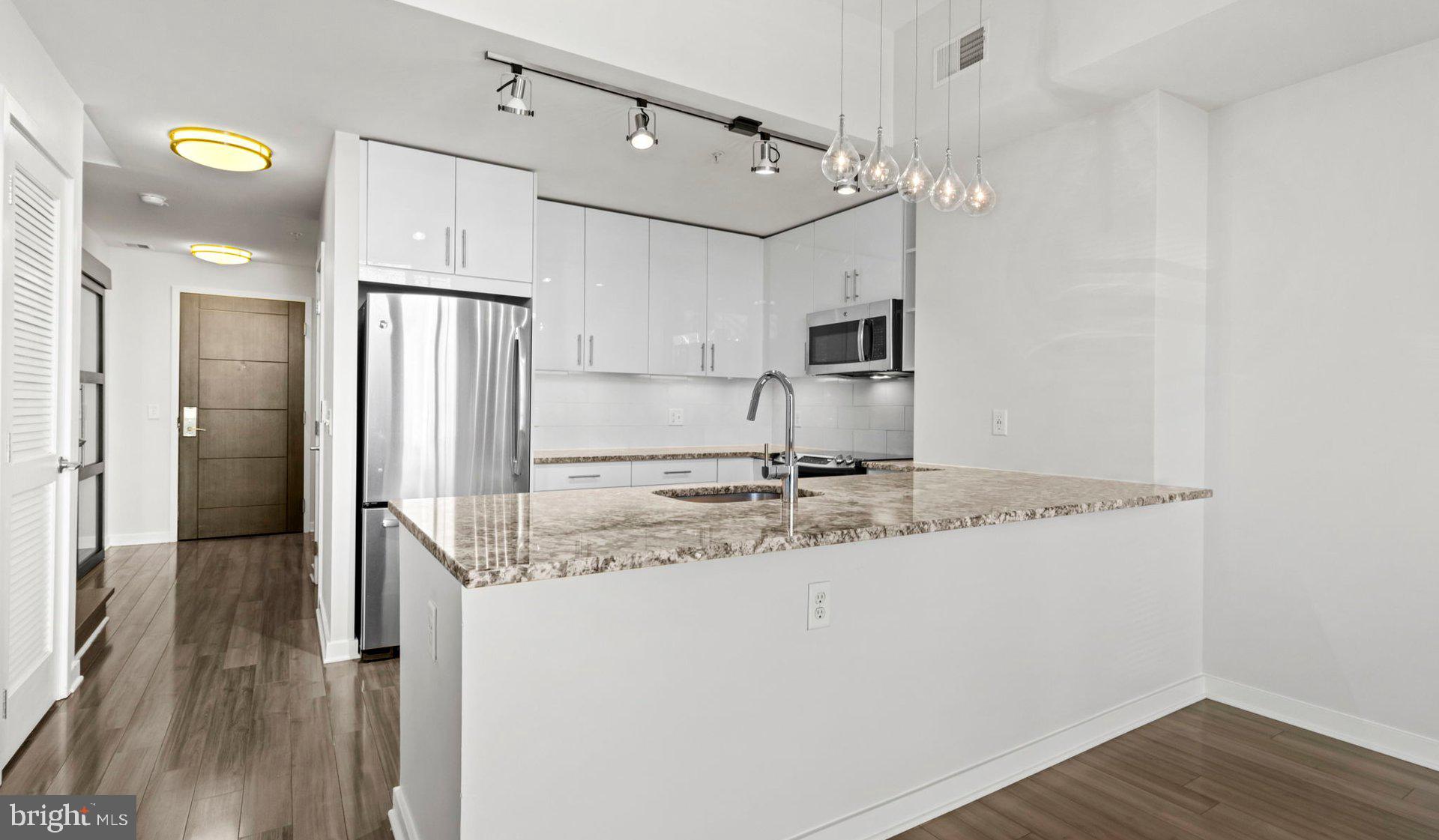 8300 Wisconsin Avenue, Unit 3B1904 Bethesda, MD 20814 - Photo 131 of 150