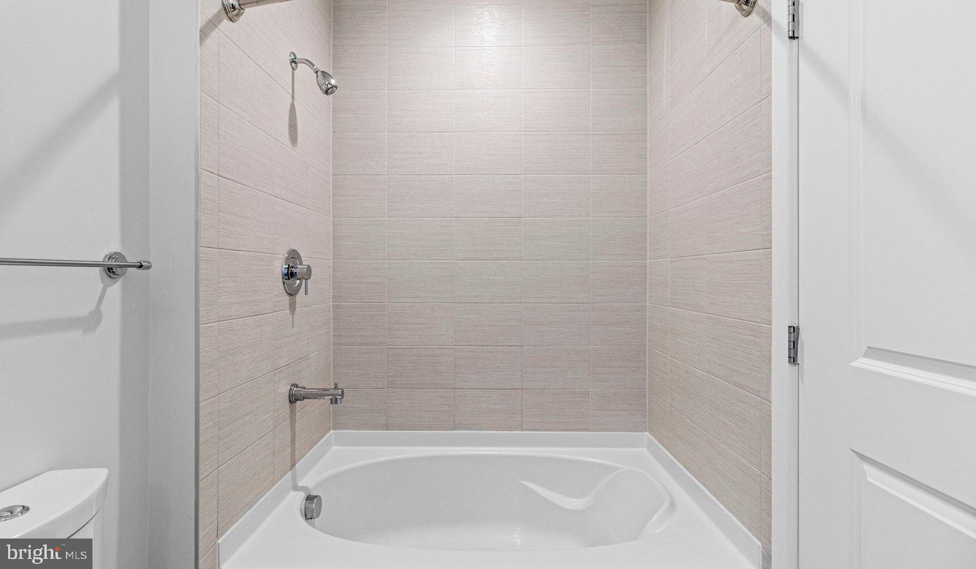 8300 Wisconsin Avenue, Unit 3B1904 Bethesda, MD 20814 - Photo 76 of 150