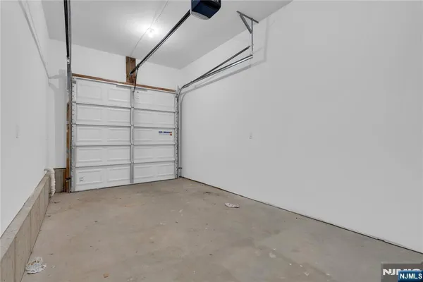 an empty room with a empty space