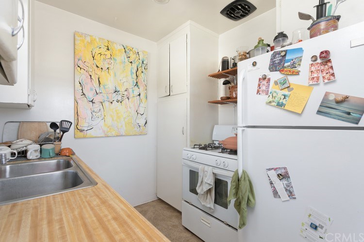 1826 South Tremont Street, Unit 1828 Oceanside, CA 92054 - Photo 11 of 40