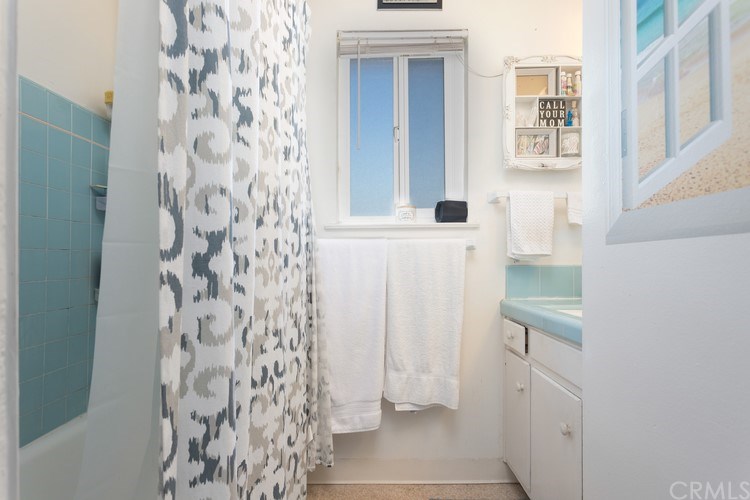 1826 South Tremont Street, Unit 1828 Oceanside, CA 92054 - Photo 32 of 40