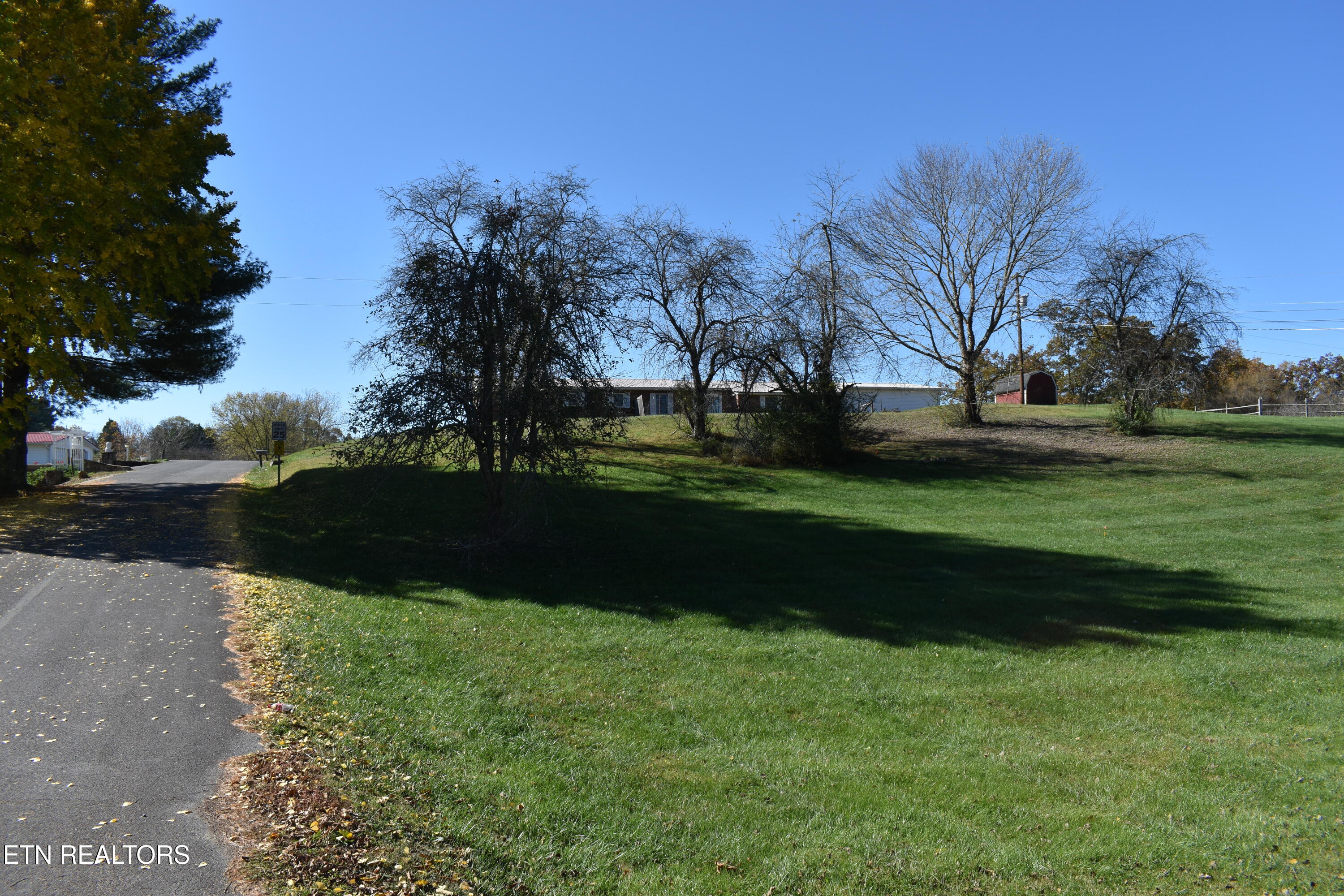 River Road Harrogate, TN 37752 - Photo 13 of 15 DSC_0012