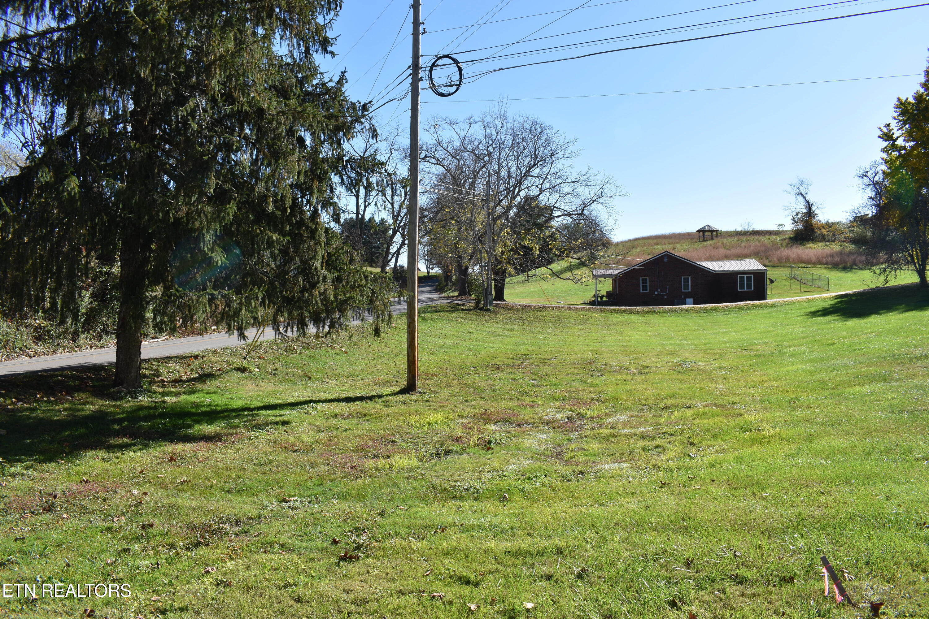 River Road Harrogate, TN 37752 - Photo 2 of 15 DSC_0001