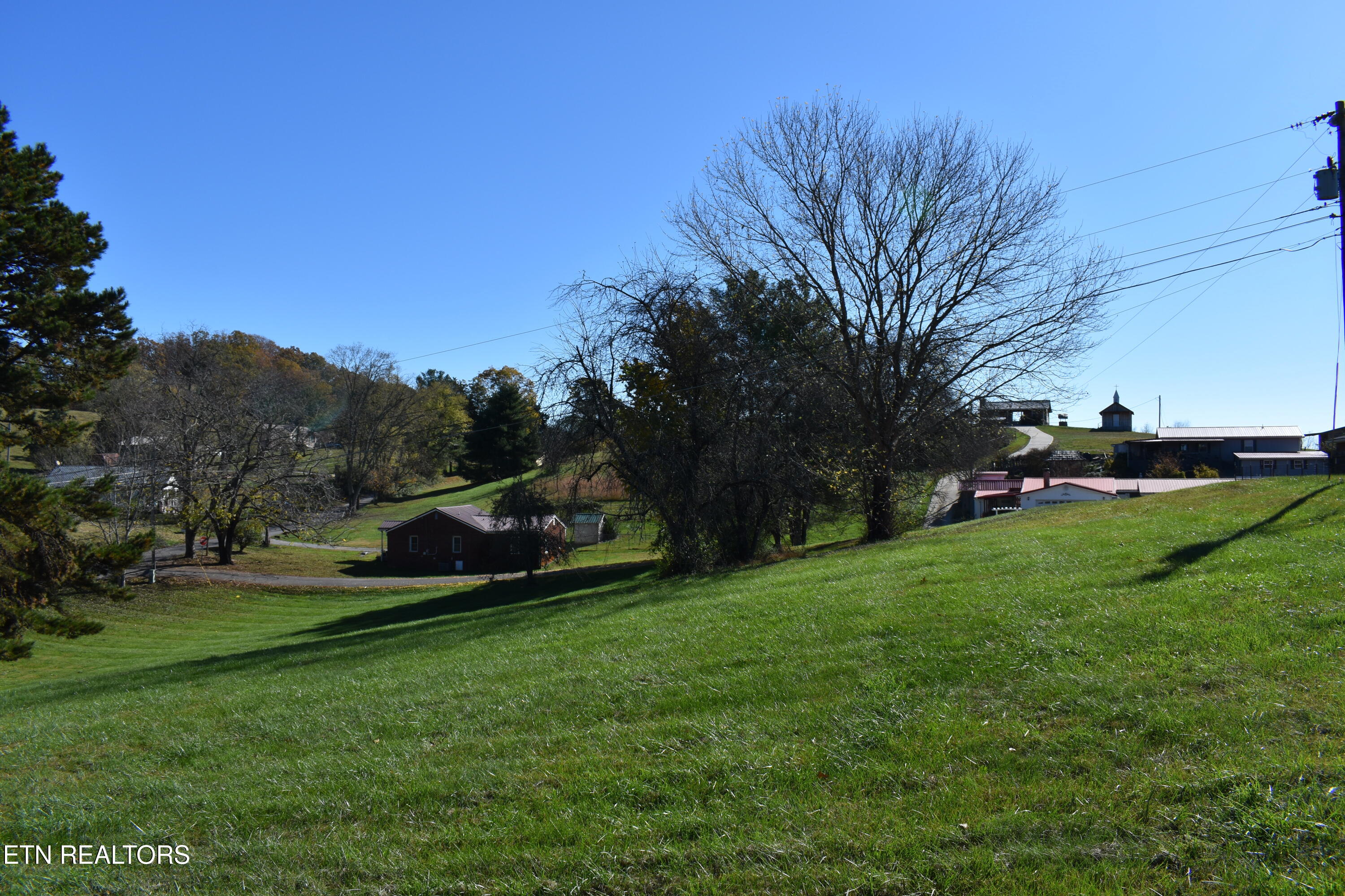 River Road Harrogate, TN 37752 - Photo 6 of 15 DSC_0005