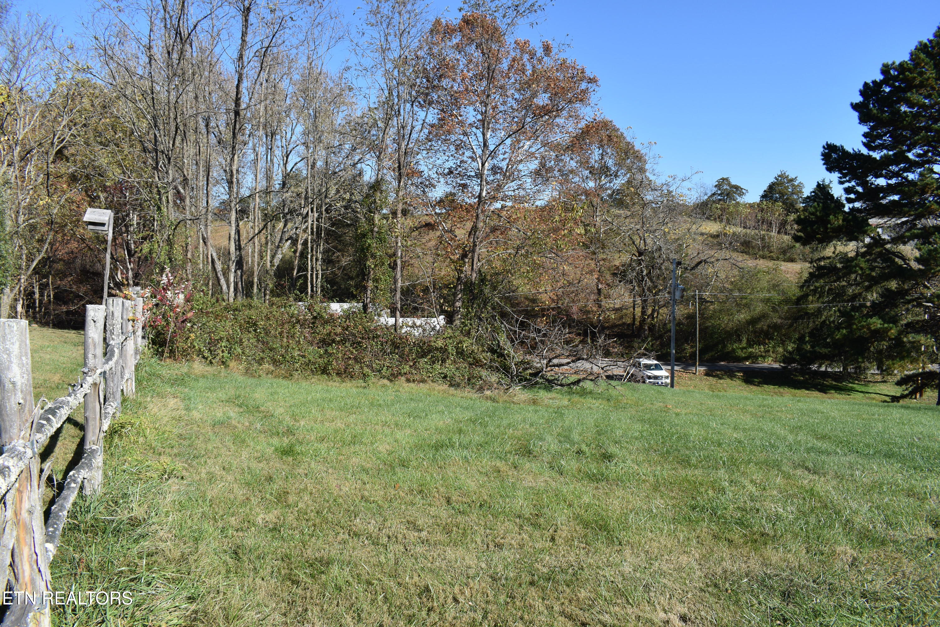 River Road Harrogate, TN 37752 - Photo 8 of 15 DSC_0007