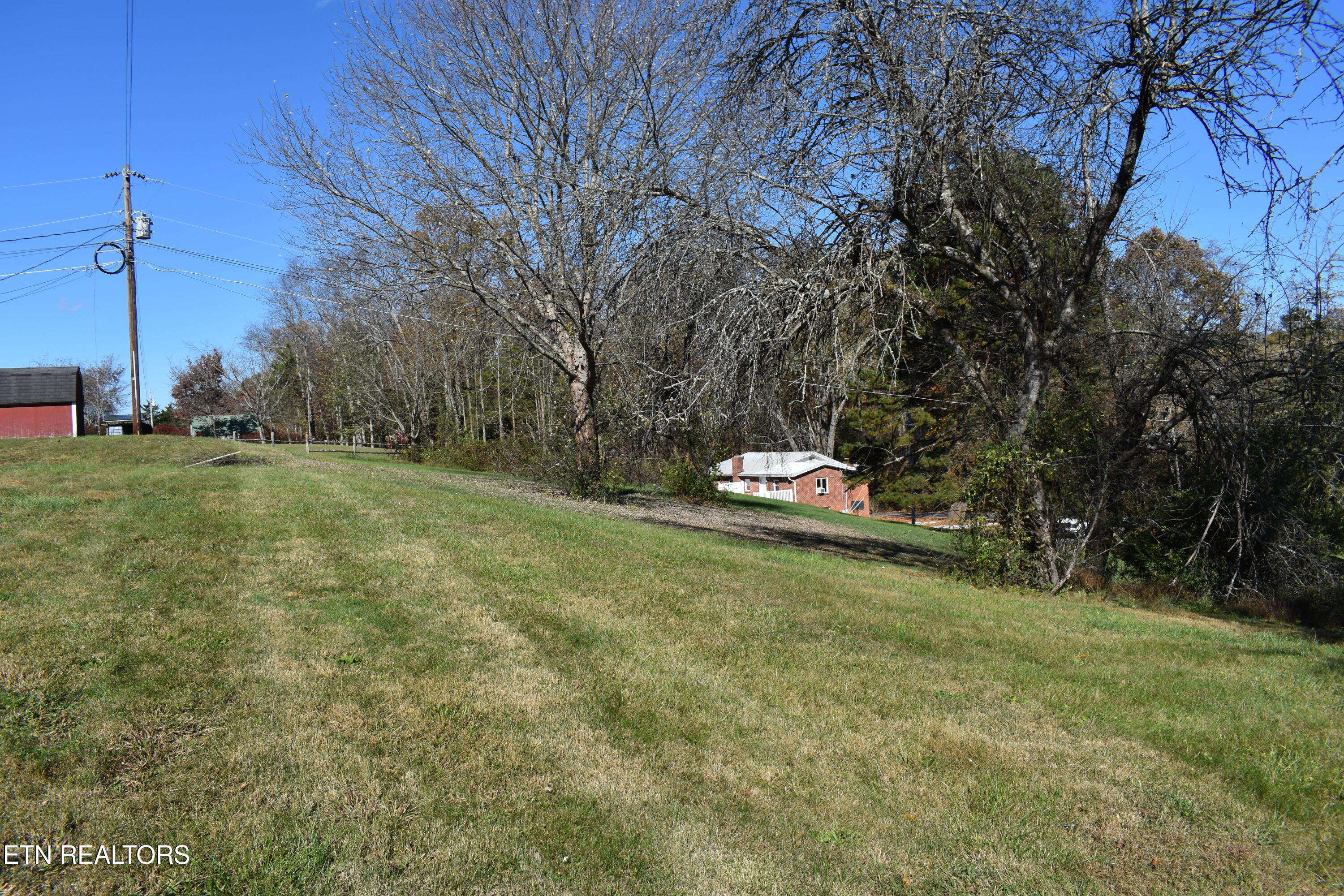 River Road Harrogate, TN 37752 - Photo 10 of 15 DSC_0009